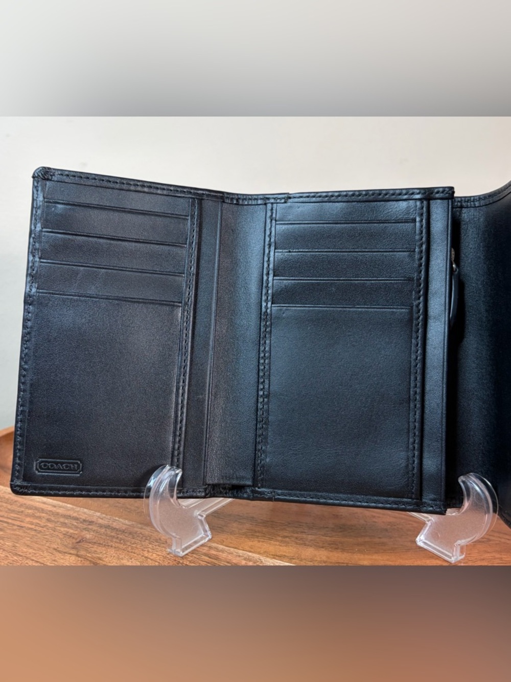 Vintage COACH Signature C Black Jacquard Leather Trifold Wallet Like New - Picture 7 of 16